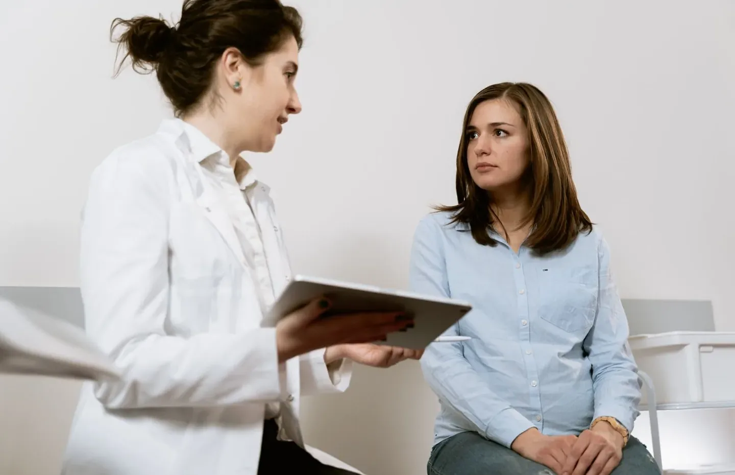 Illustrative Clinics & healthcare template image