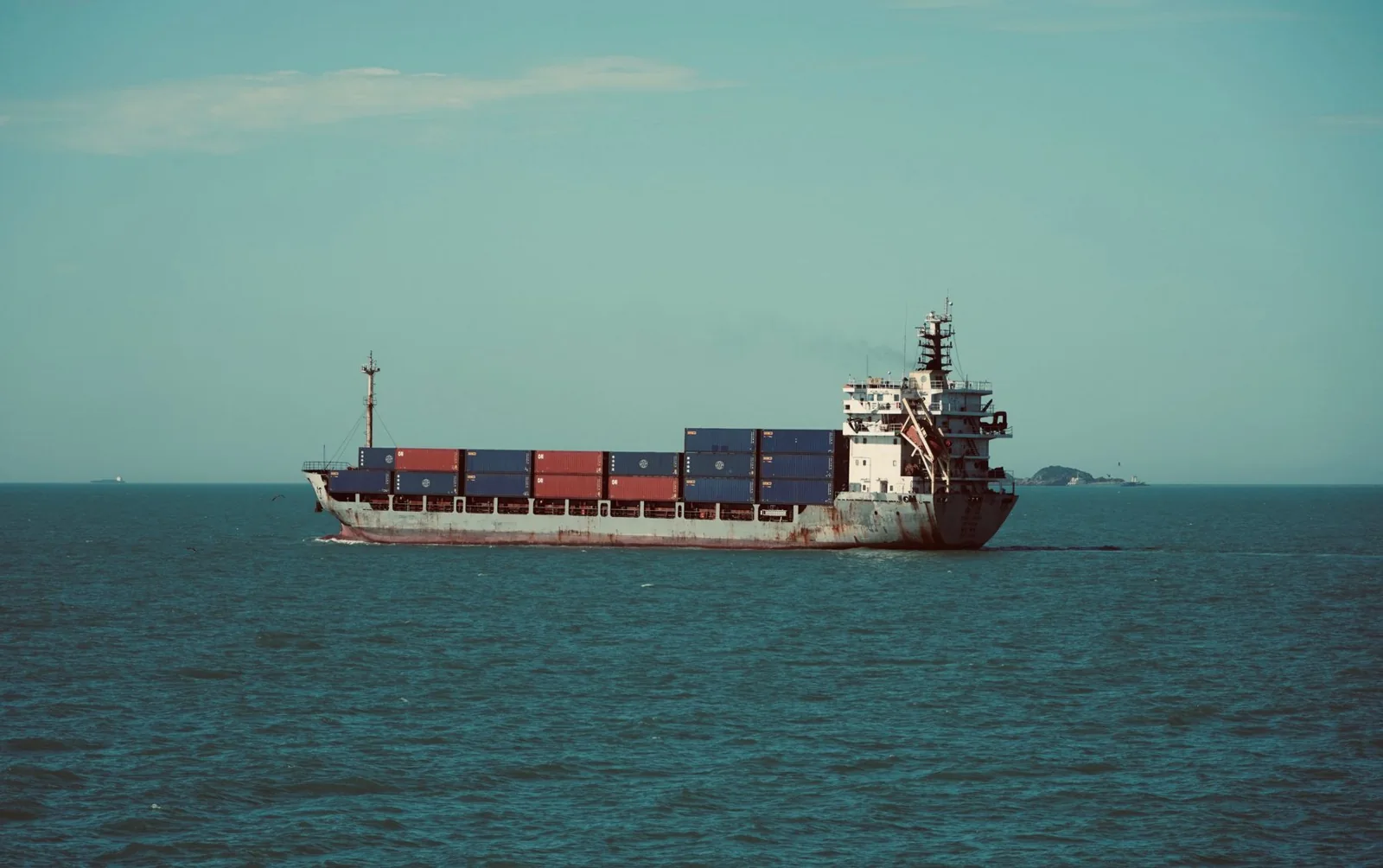 Routes and sailings